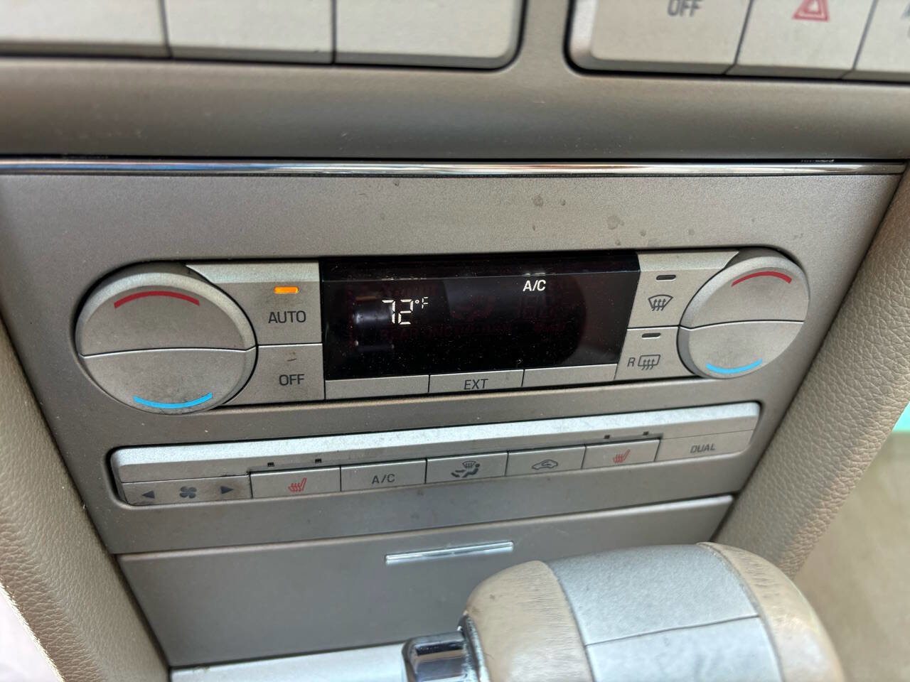 Used 2007 Lincoln MKZ image 17