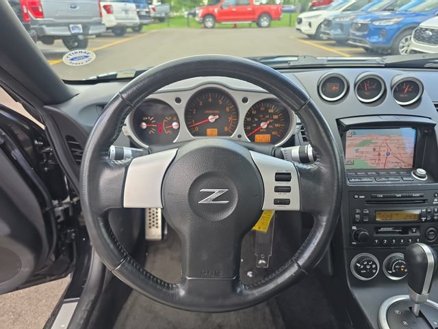 Used 2005 Nissan 350Z Touring RWD image 13
