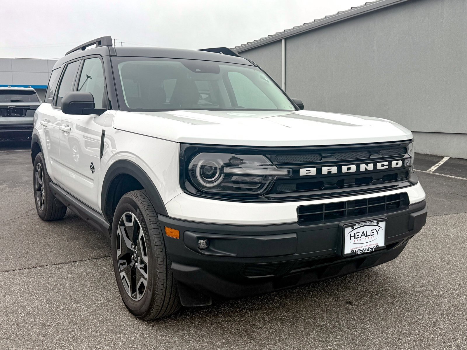 Used 2024 Ford Bronco Sport Outer Banks image 1