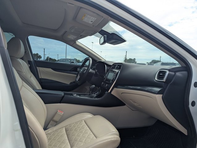 Used 2020 Nissan Maxima Platinum w/ Sport Mat Group FWD image 15