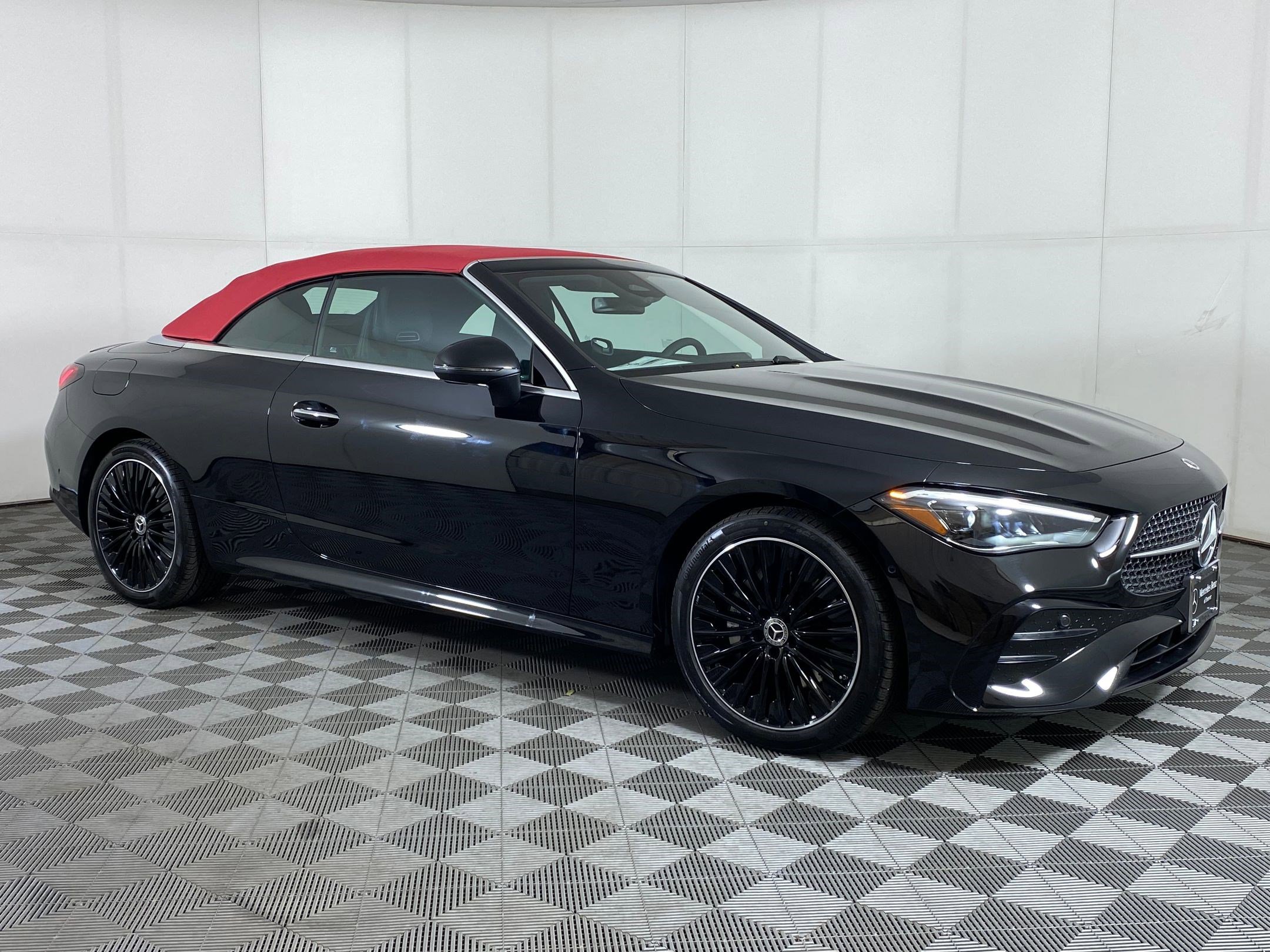 New 2026 Mercedes-Benz CLE 300 4MATIC Cabriolet image 20