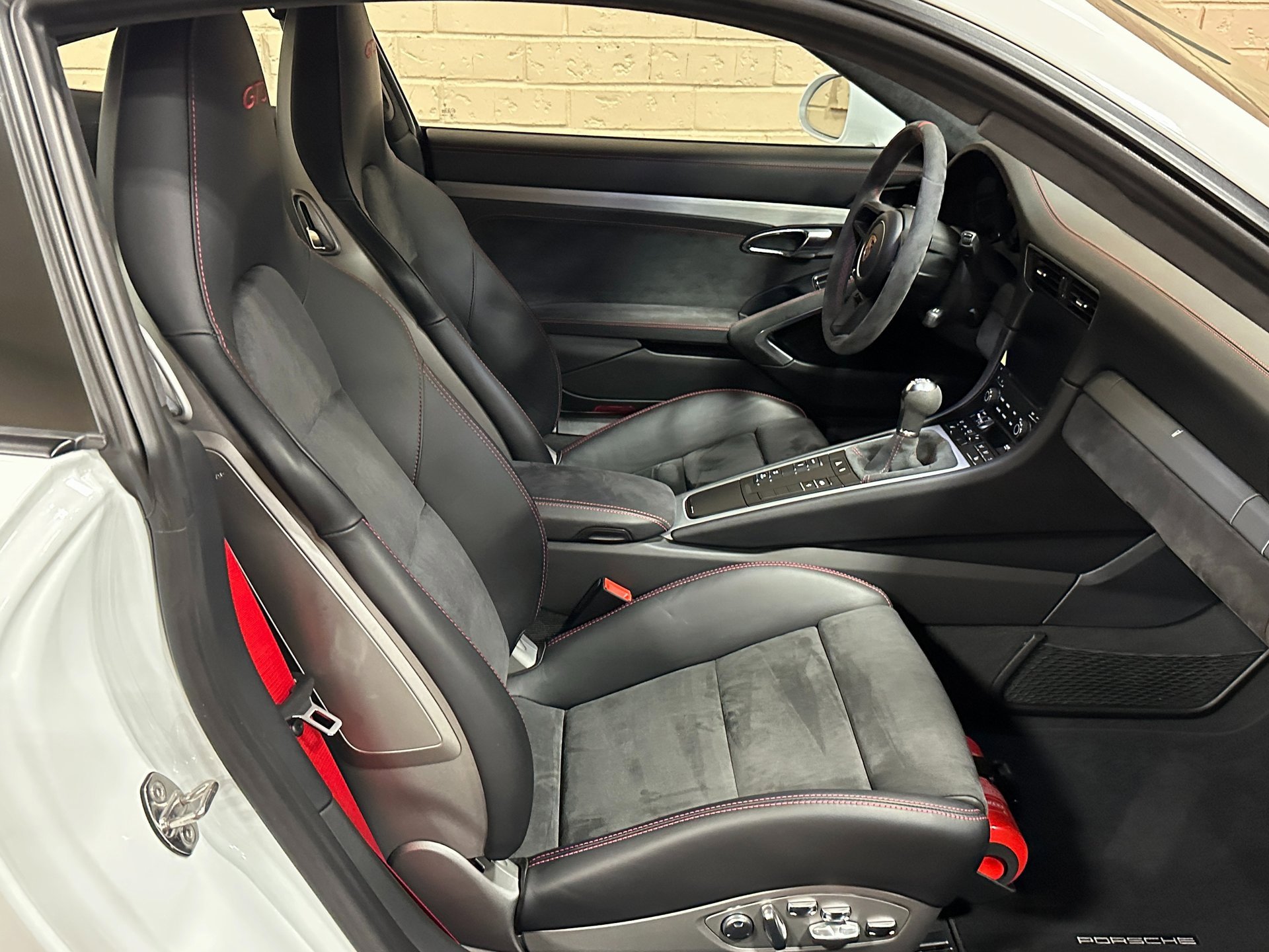 Used 2018 Porsche 911 GT3 image 87