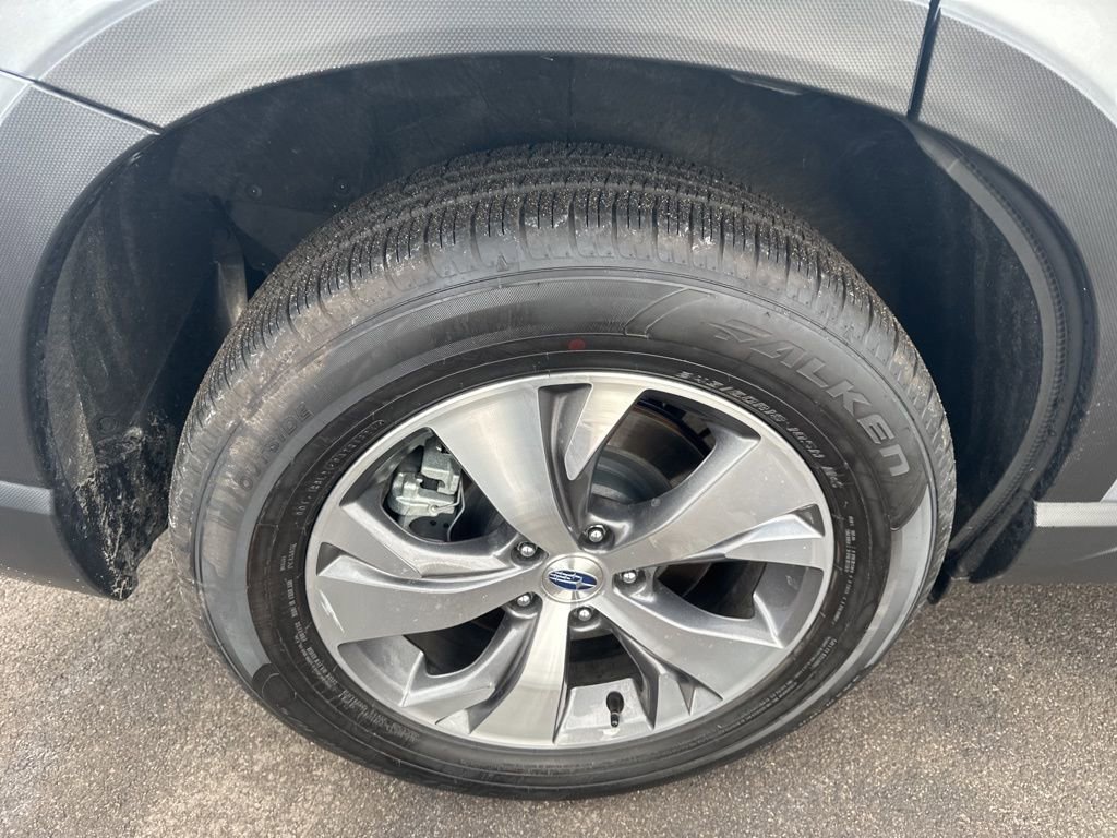 Certified 2025 Subaru Ascent Premium image 32