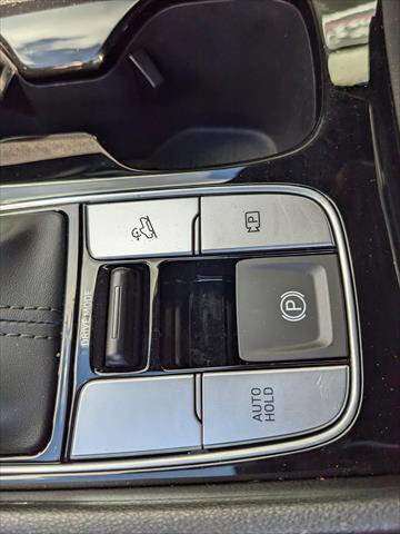 Used 2024 Hyundai Santa Cruz SE image 24