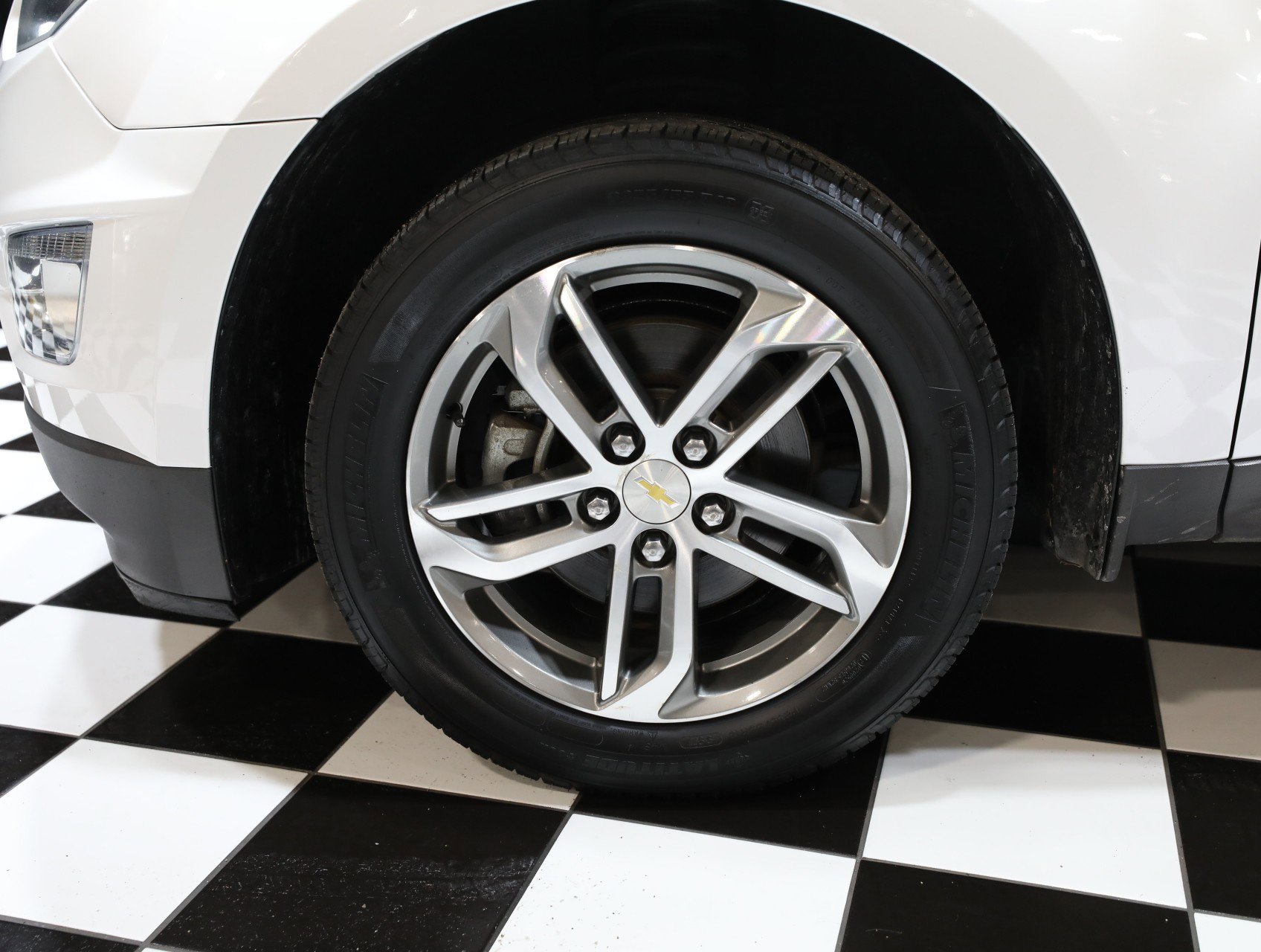 Used 2017 Chevrolet Equinox Premier w/ Enhanced Convenience Package FWD image 22
