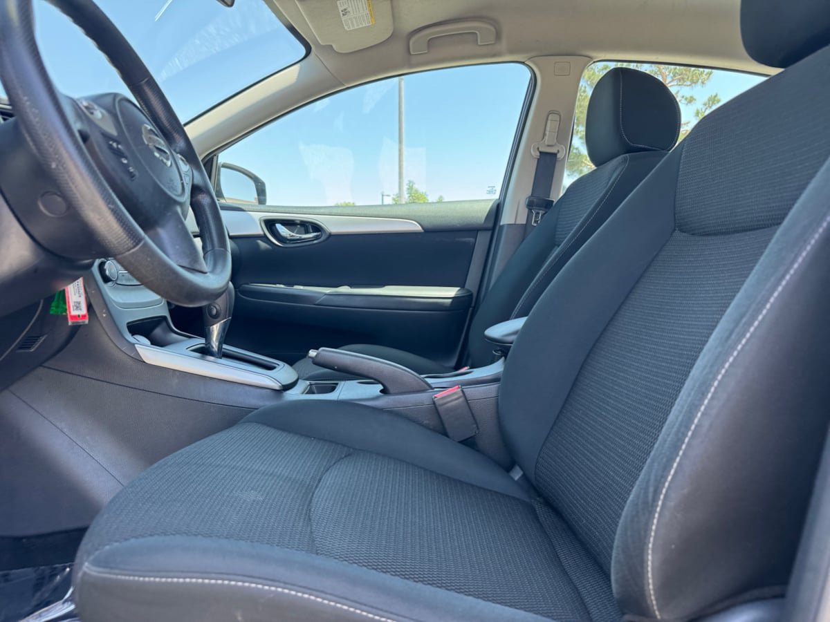 Used 2019 Nissan Sentra S FWD image 15