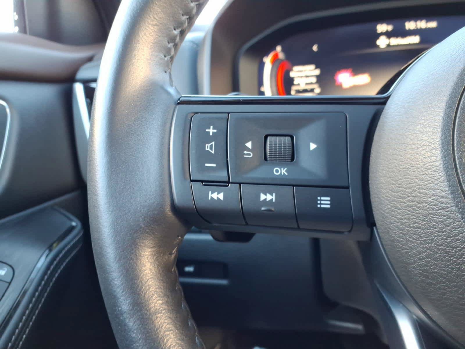 Used 2023 Nissan Rogue Platinum w/ Platinum Premium Package AWD/4WD image 24