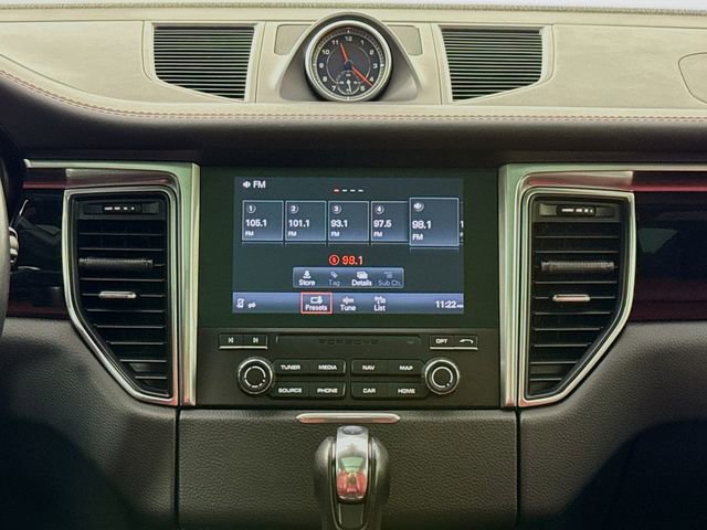 Used 2018 Porsche Macan S image 21