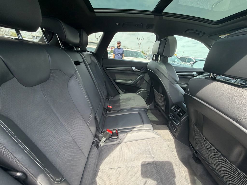 Used 2022 Audi SQ5 Premium Plus image 17