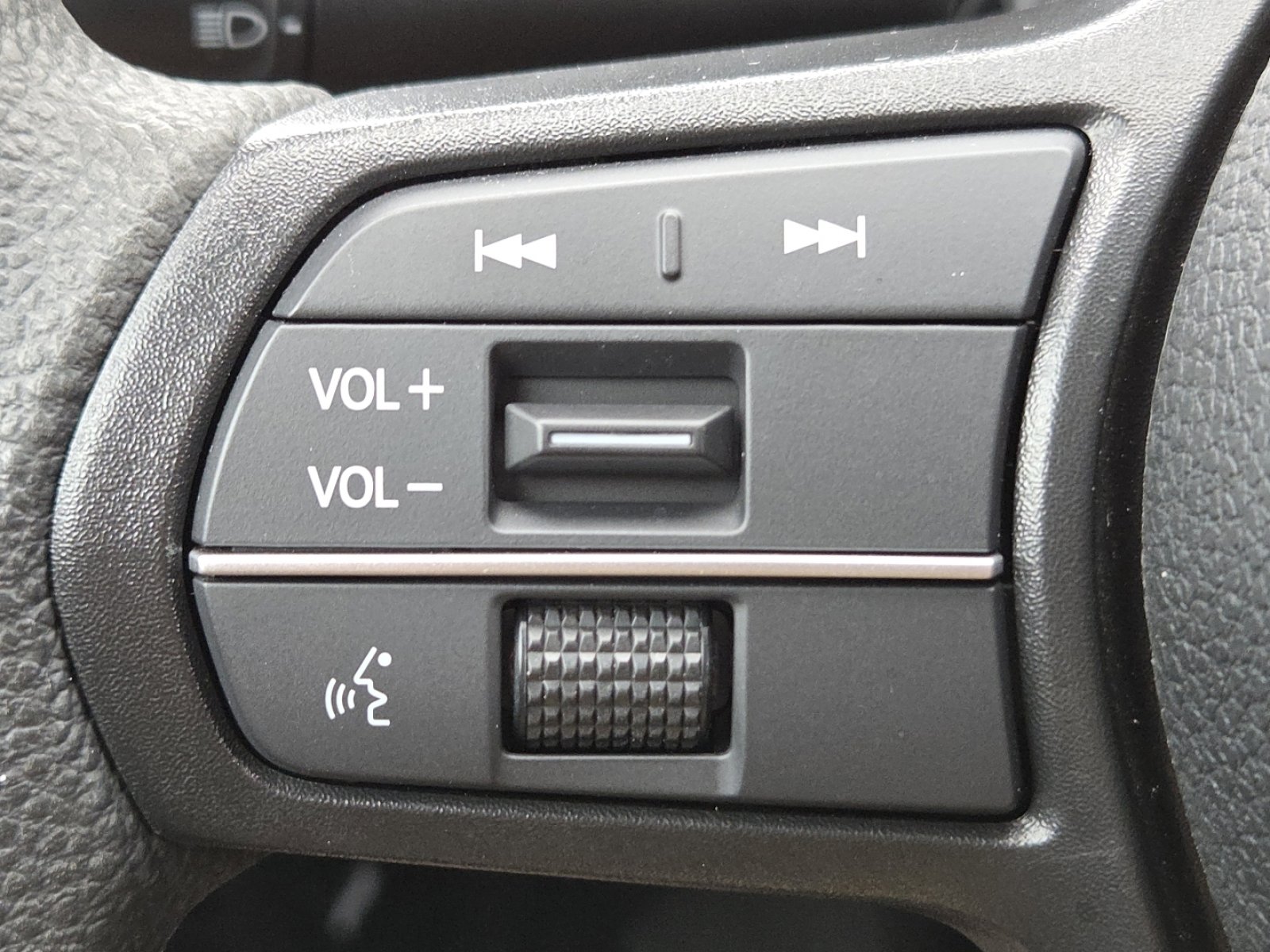 Certified 2023 Honda Accord EX image 31