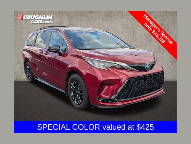 Used 2024 Toyota Sienna XSE