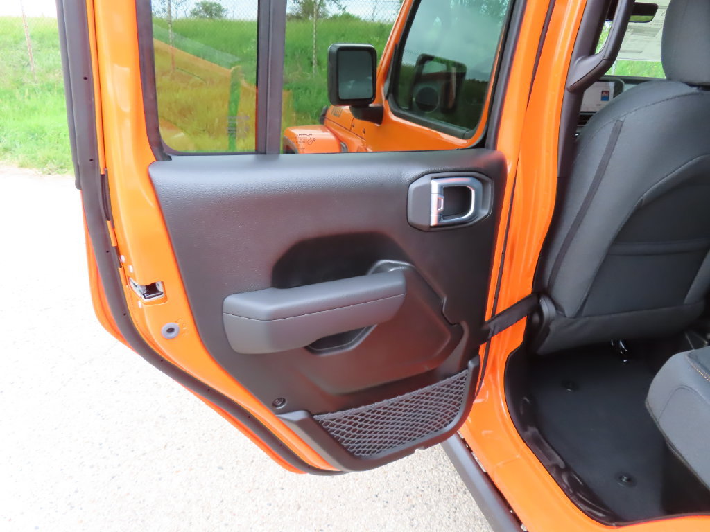 New 2026 Jeep Gladiator Sport AWD/4WD image 23