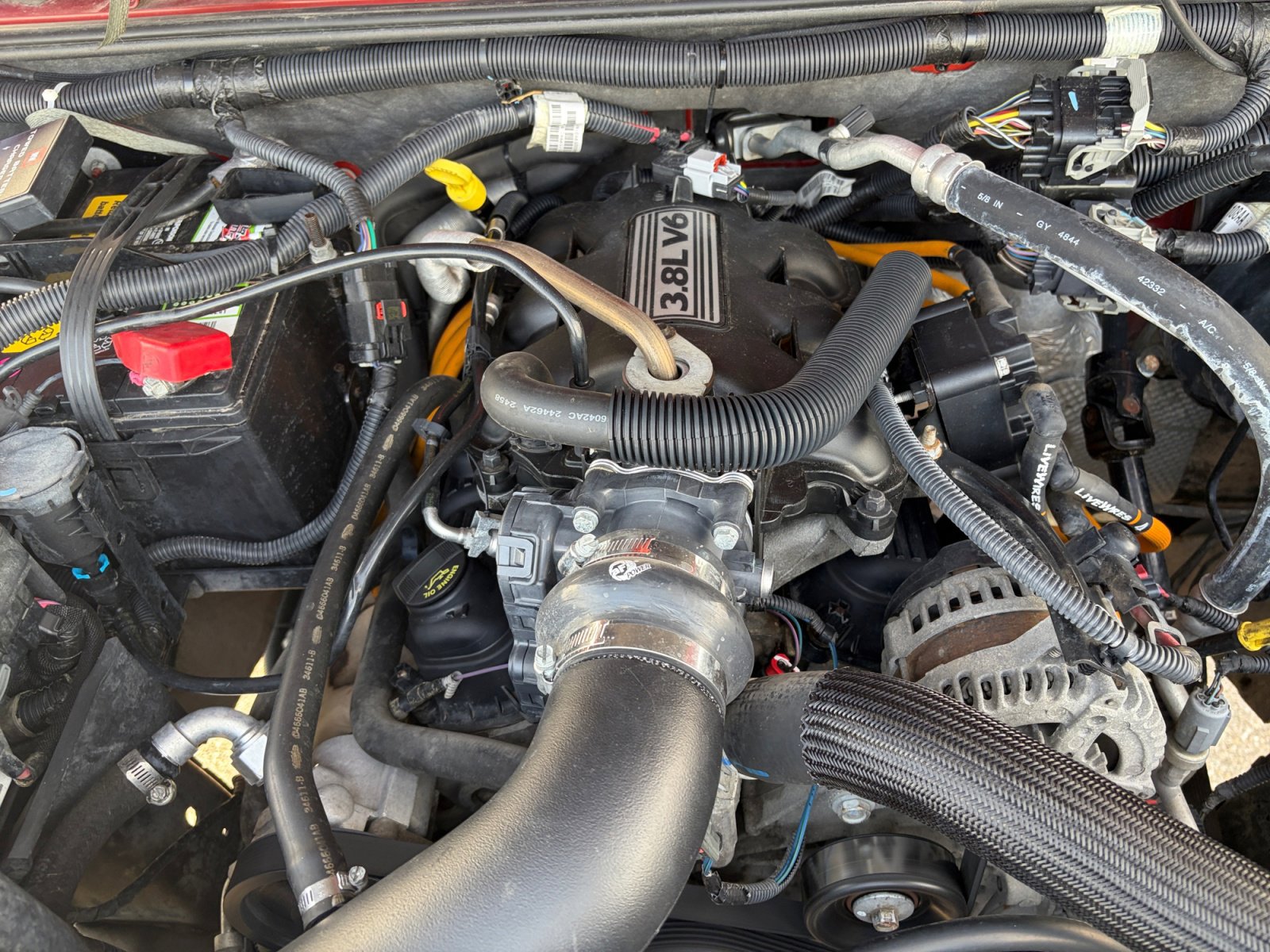 Used 2009 Jeep Wrangler Unlimited Rubicon w/ Dual Top Group image 28