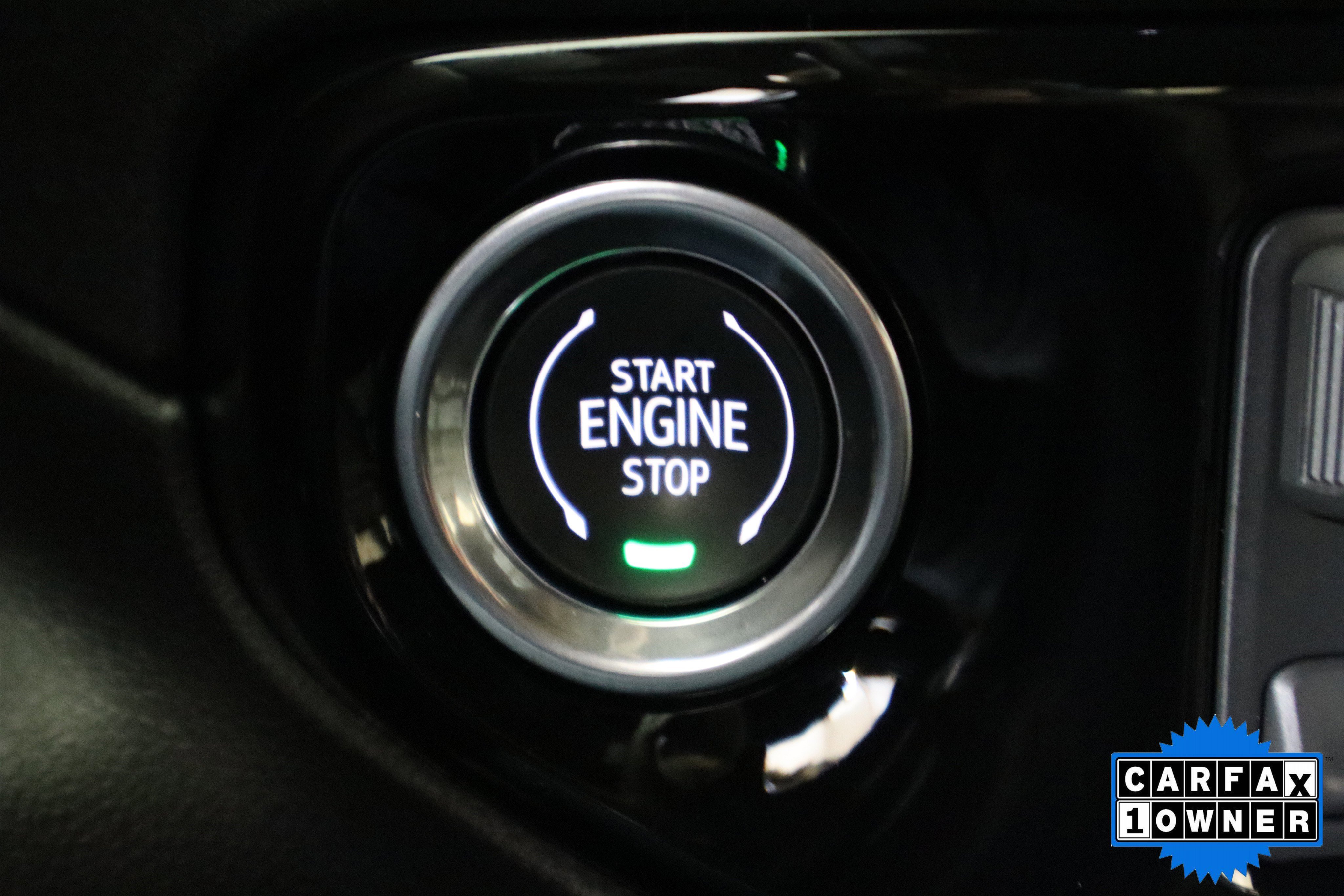 Used 2026 Chevrolet Silverado 1500 ZR2 w/ Dark Appearance Package image 32