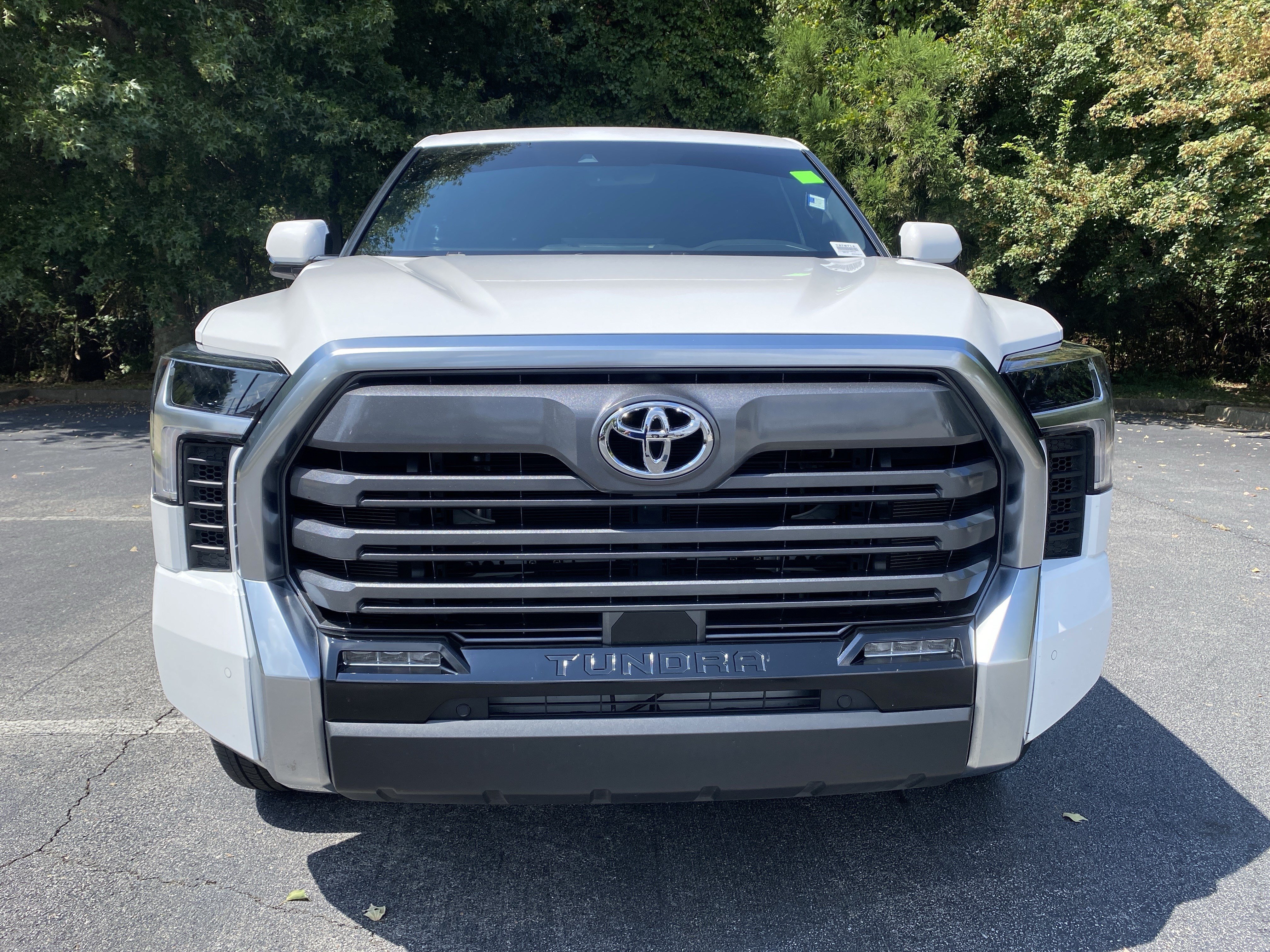Used 2025 Toyota Tundra Limited AWD/4WD image 3