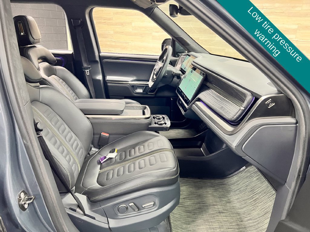 Used 2022 Rivian R1T Adventure AWD/4WD image 9