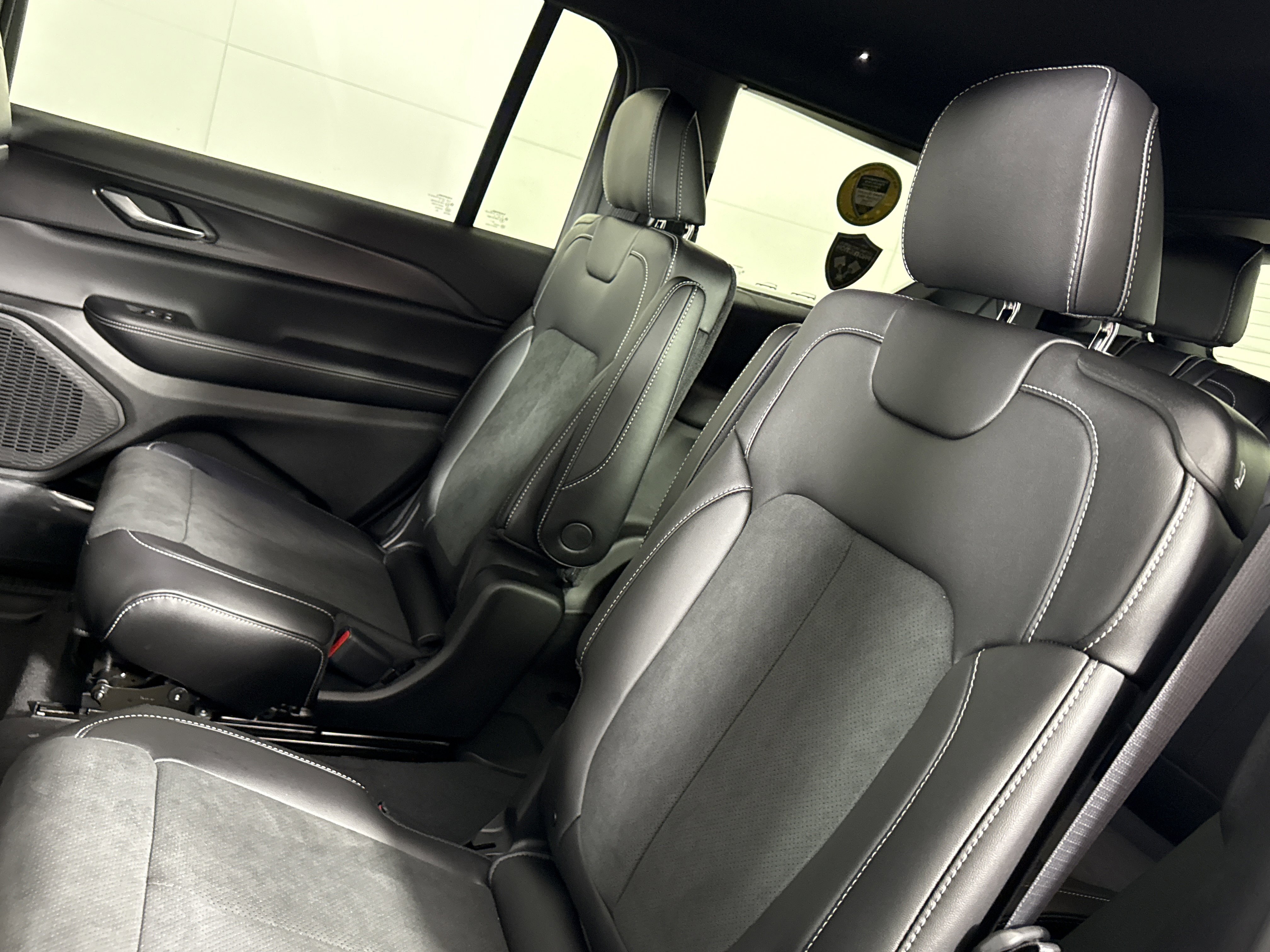 New 2025 Jeep Grand Cherokee L Altitude image 13