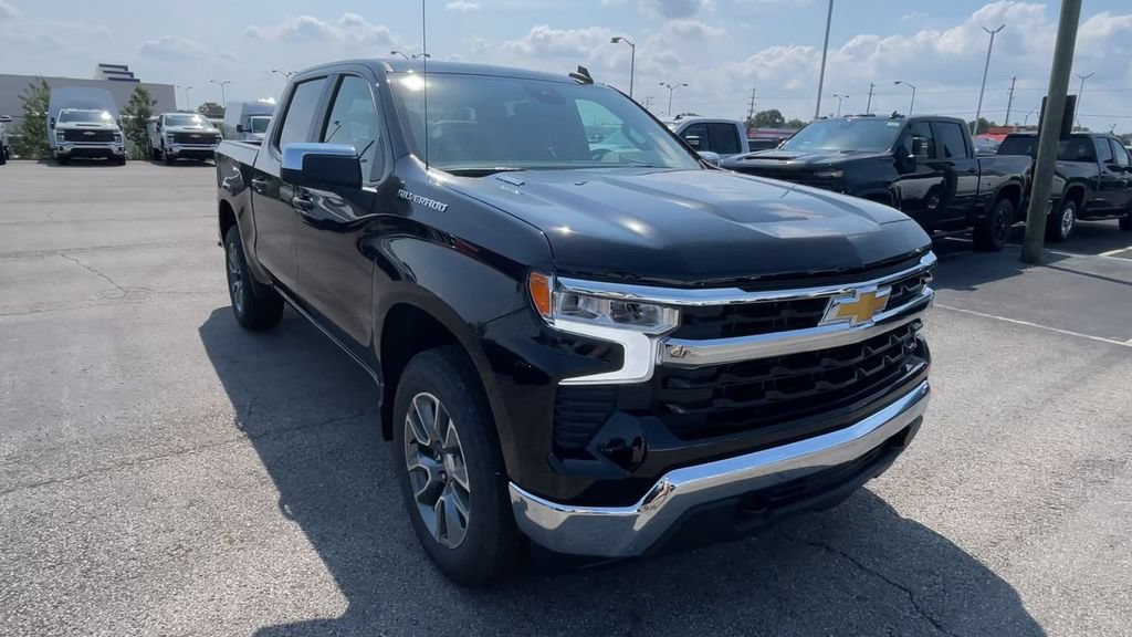 New 2026 Chevrolet Silverado 1500 LT AWD/4WD image 4