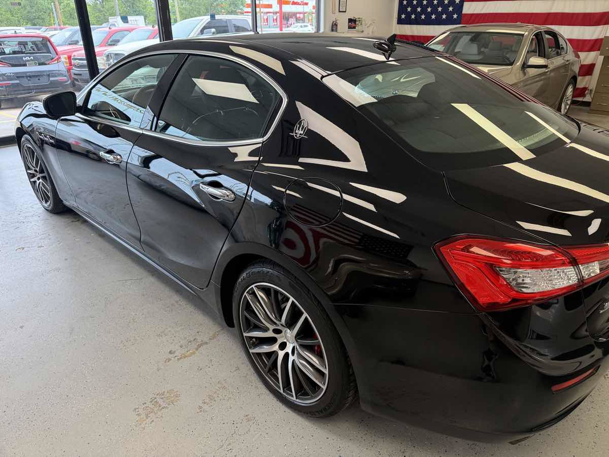 Used 2017 Maserati Ghibli S RWD image 3