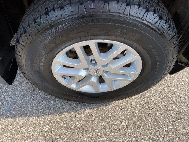Used 2018 Nissan Frontier SV image 27