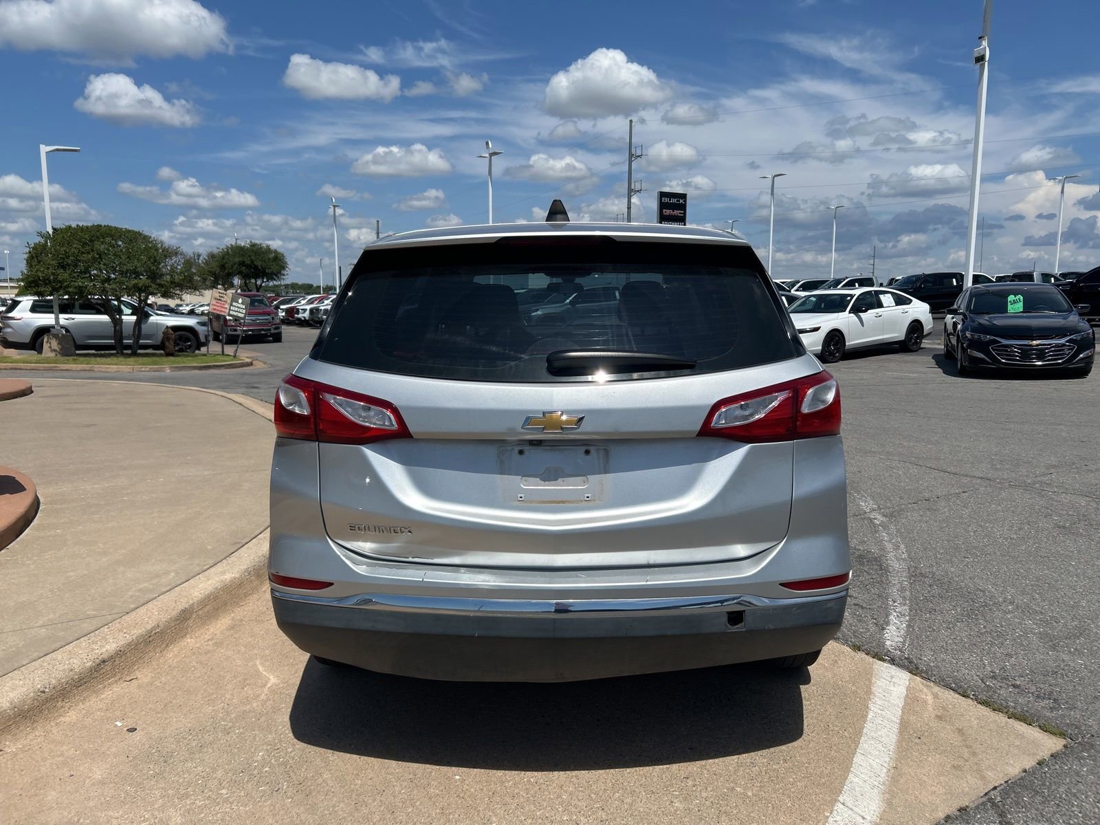 Used 2018 Chevrolet Equinox LS FWD image 6