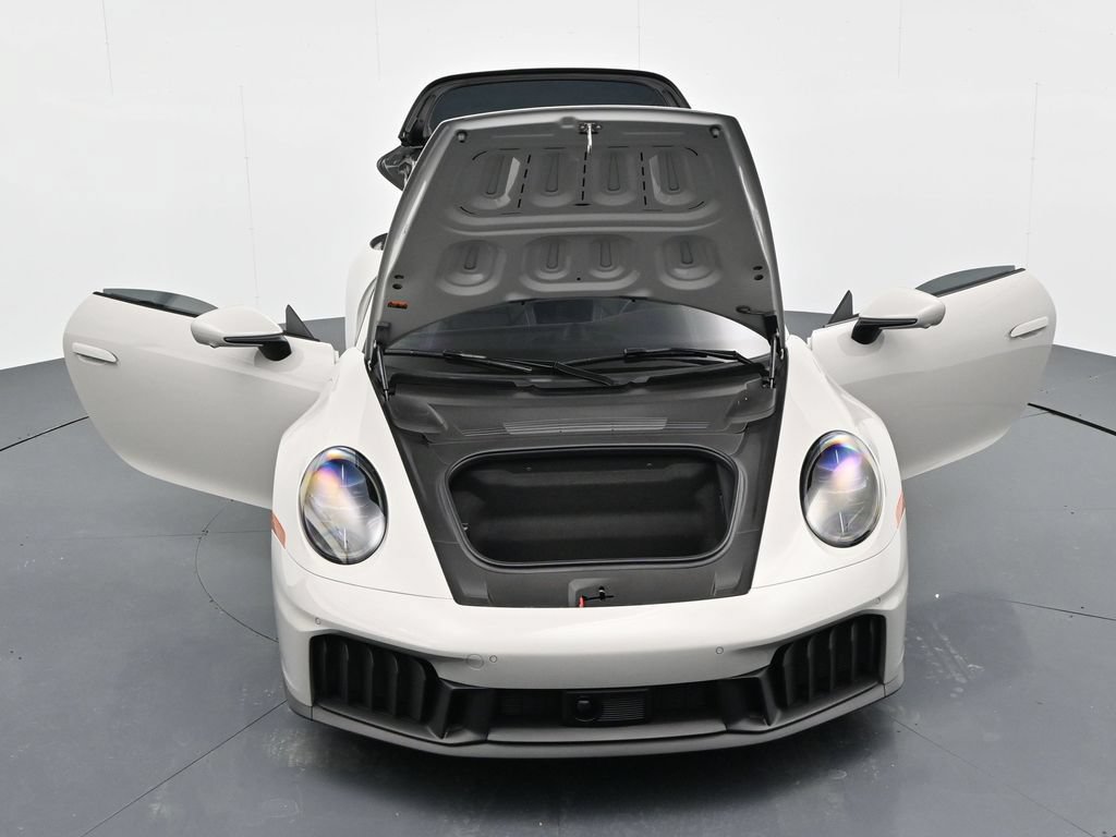 Certified 2025 Porsche 911 Targa 4 GTS AWD/4WD image 25