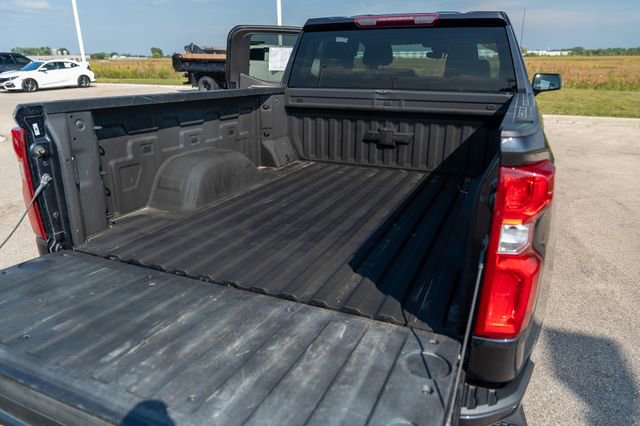 Used 2022 Chevrolet Silverado 1500 RST image 16