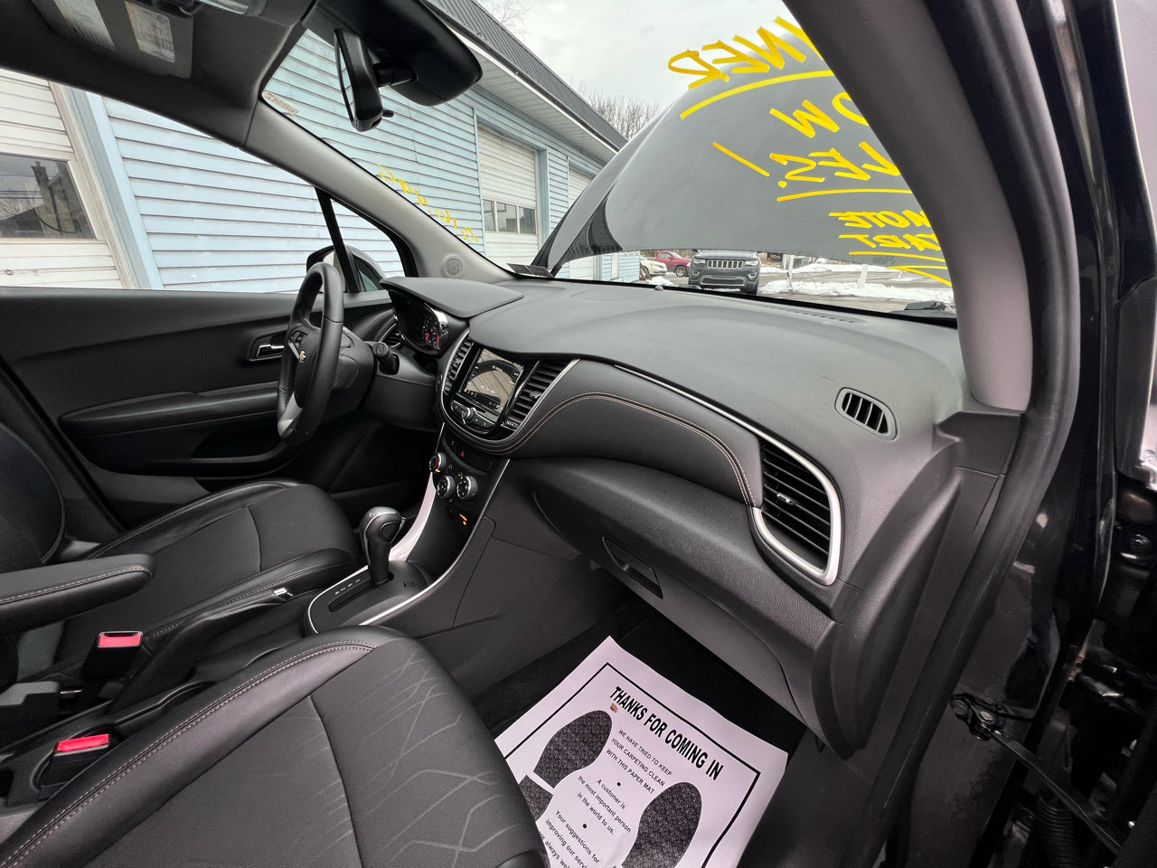 Used 2019 Chevrolet Trax LT w/ LT Convenience Package image 25