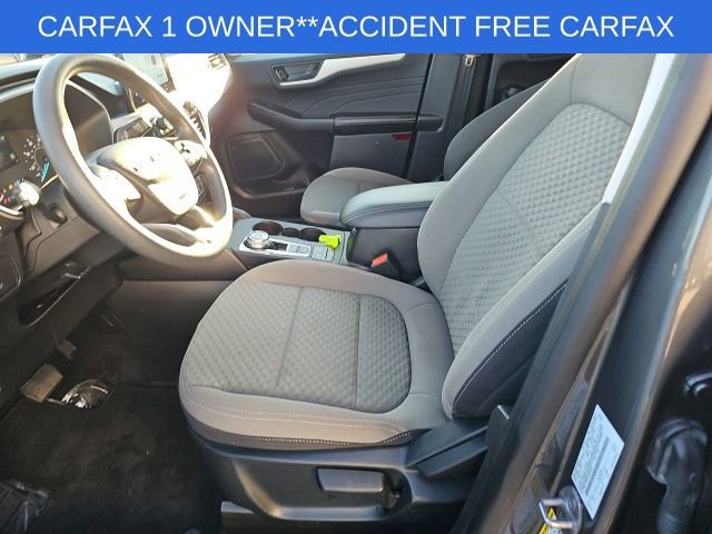 Used 2022 Ford Escape SE image 25