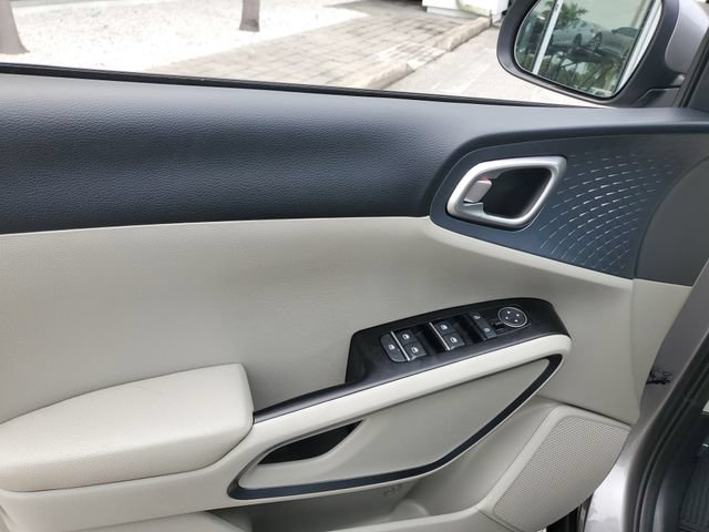 Certified 2023 Kia Soul EX FWD image 19