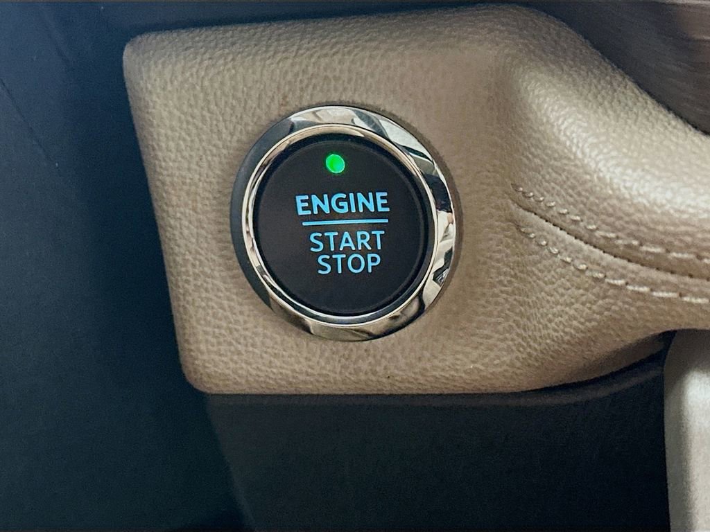 Used 2024 Ford Expedition Limited image 27