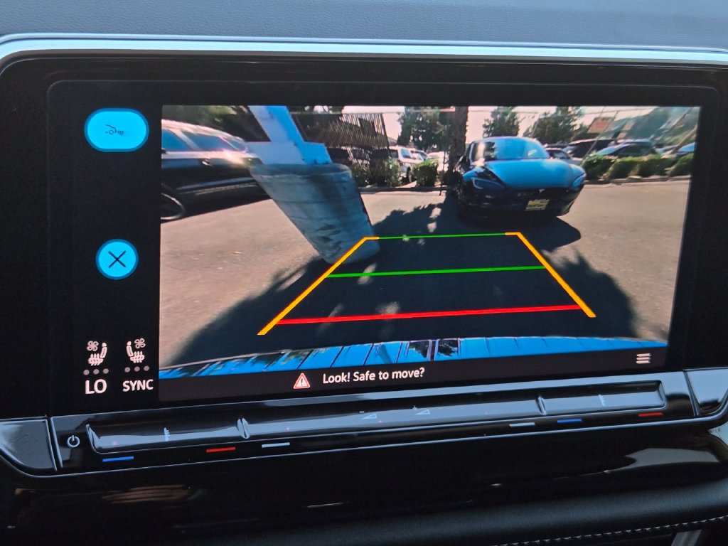 Certified 2024 Volkswagen Atlas SE AWD/4WD image 18