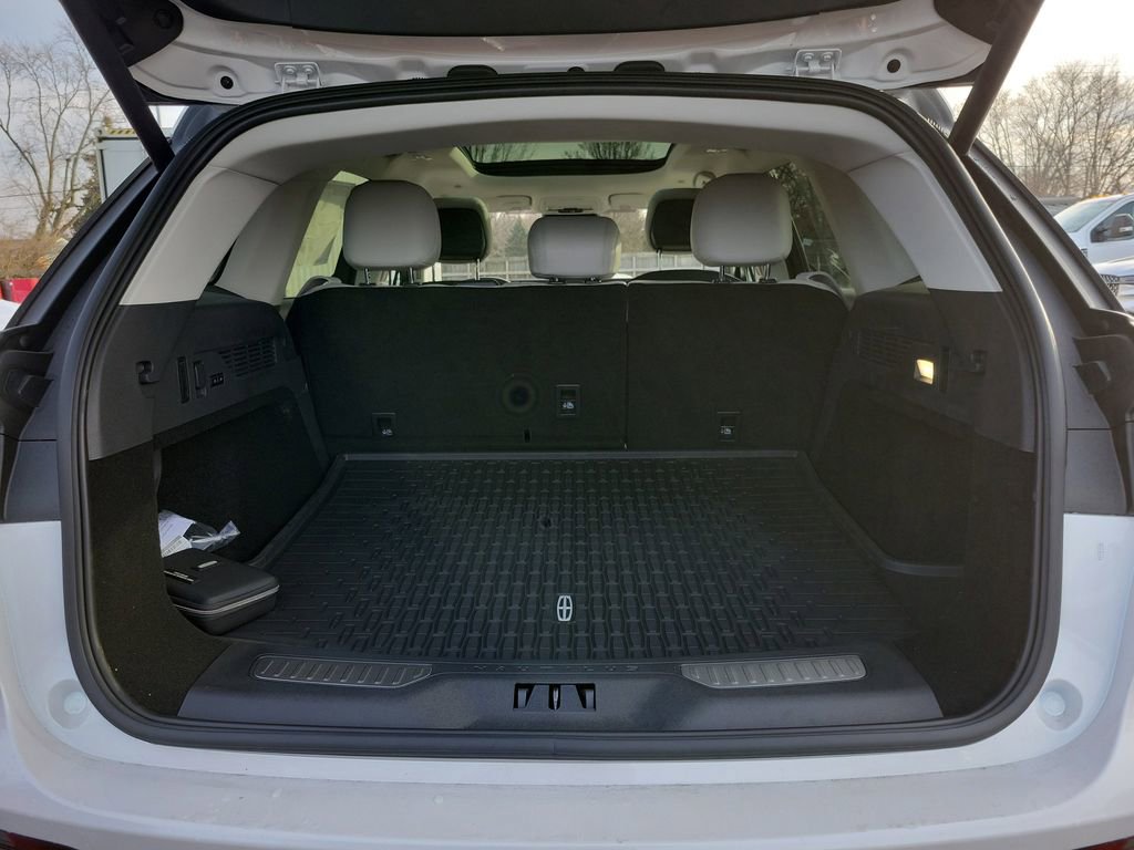 New 2026 Lincoln Nautilus Premier w/ Equipment Group 102A AWD/4WD image 10