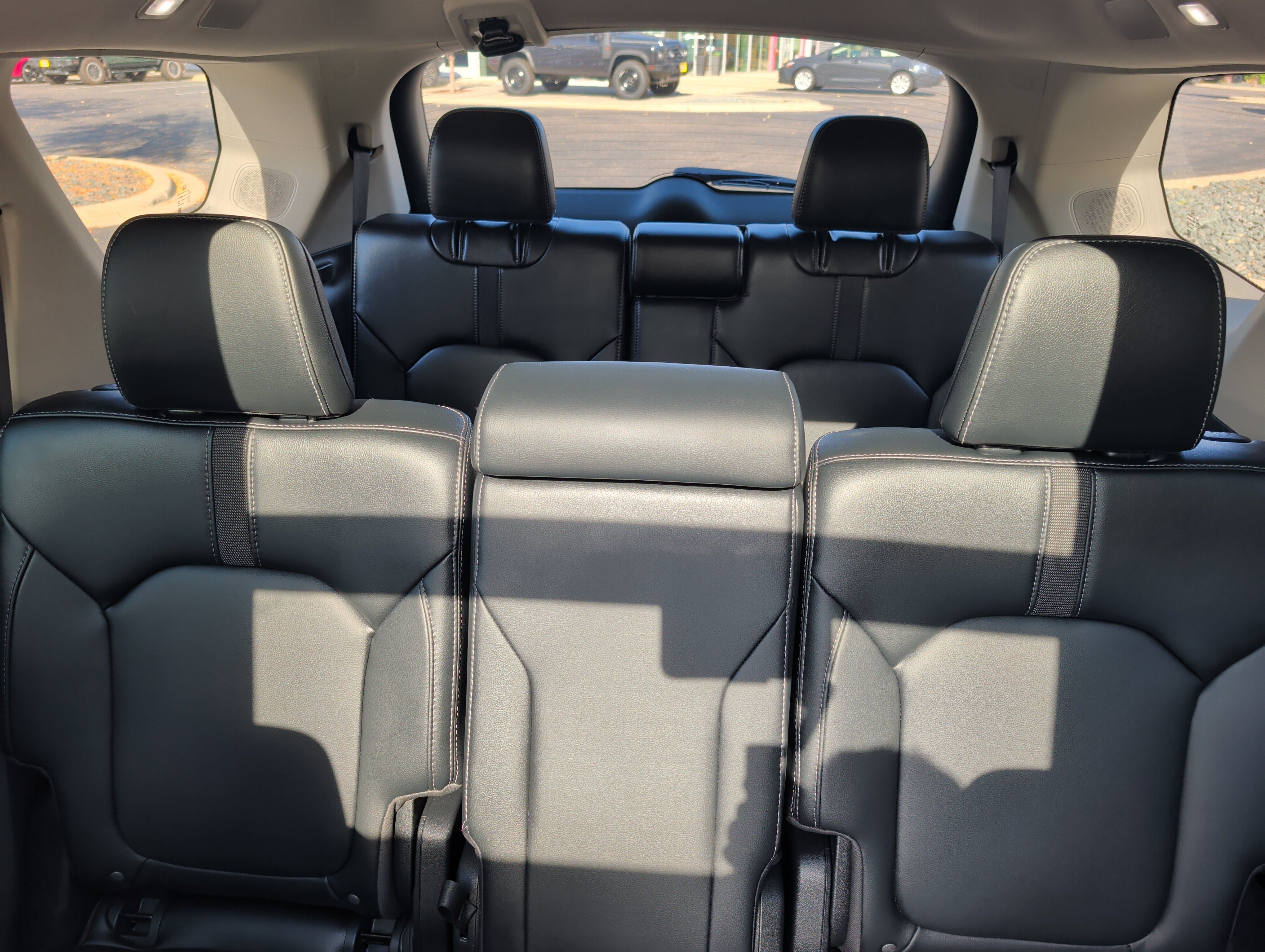 Used 2023 Honda Pilot Touring image 13