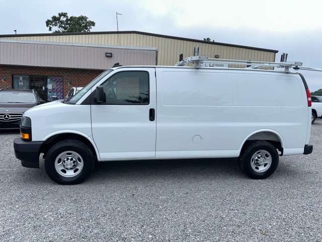 Used 2025 Chevrolet Express 2500 w/ Driver Convenience Package RWD image 11
