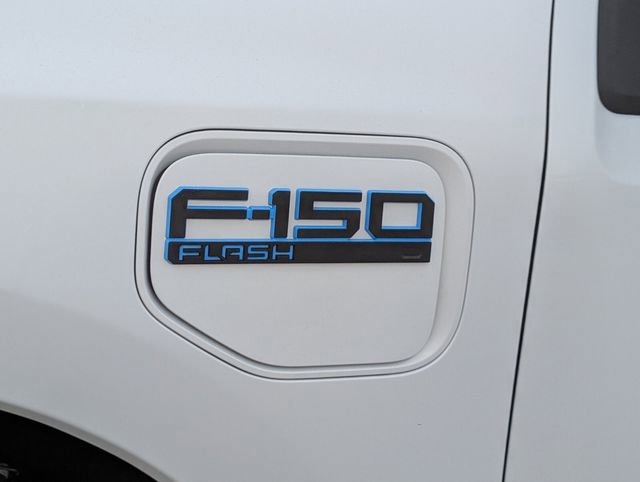 Used 2025 Ford F150 Lightning Flash image 5