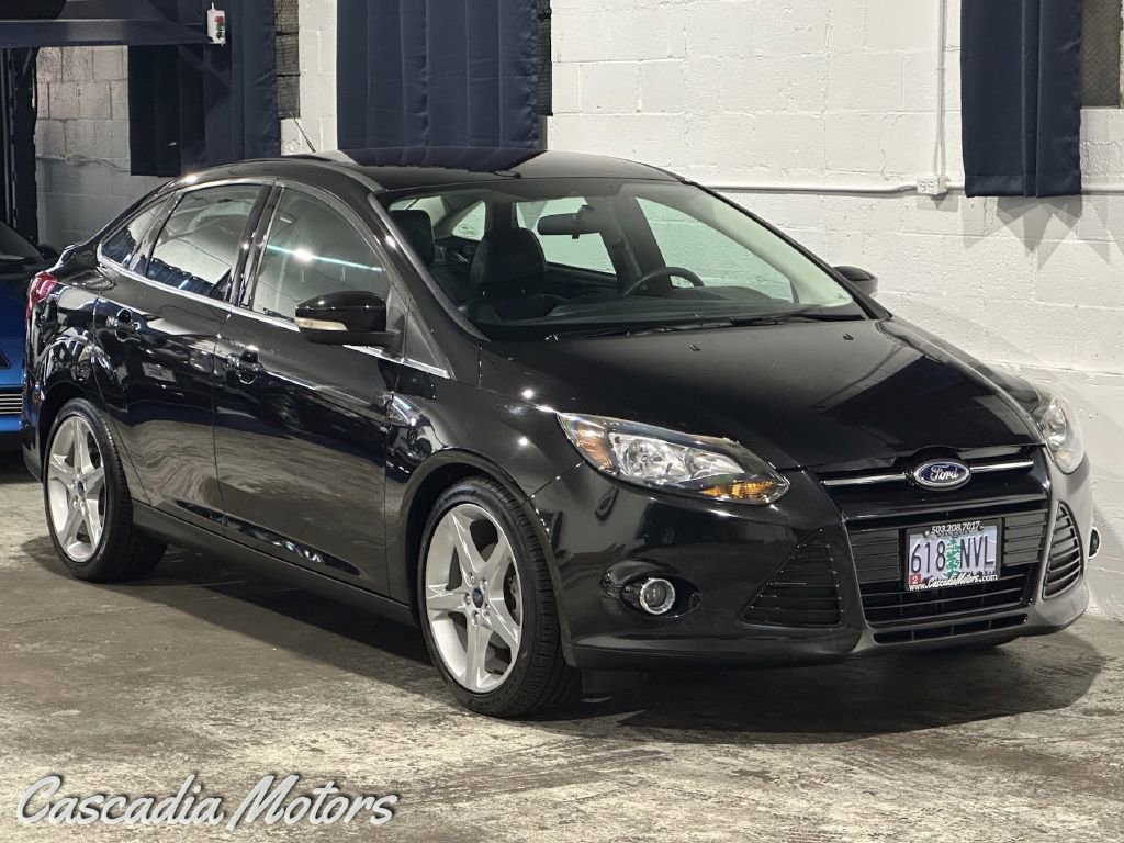Used 2013 Ford Focus Titanium w/ Titanium Handling Pkg