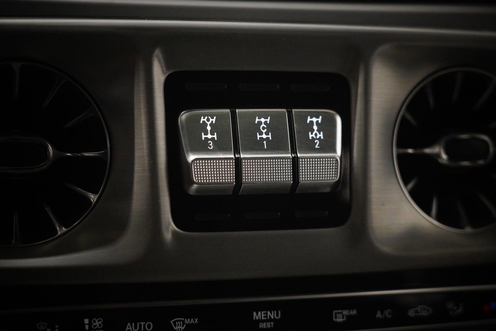 Certified 2022 Mercedes-Benz G 550 image 25
