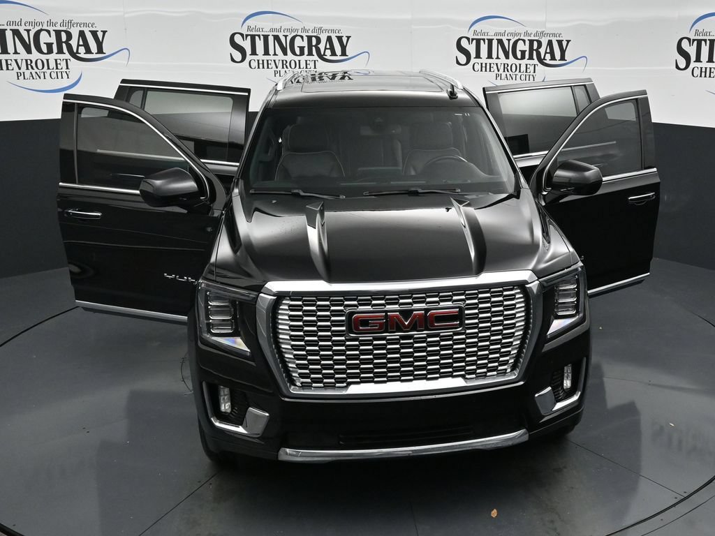 Used 2021 GMC Yukon XL SLT w/ Rear Media and Nav Package AWD/4WD image 34