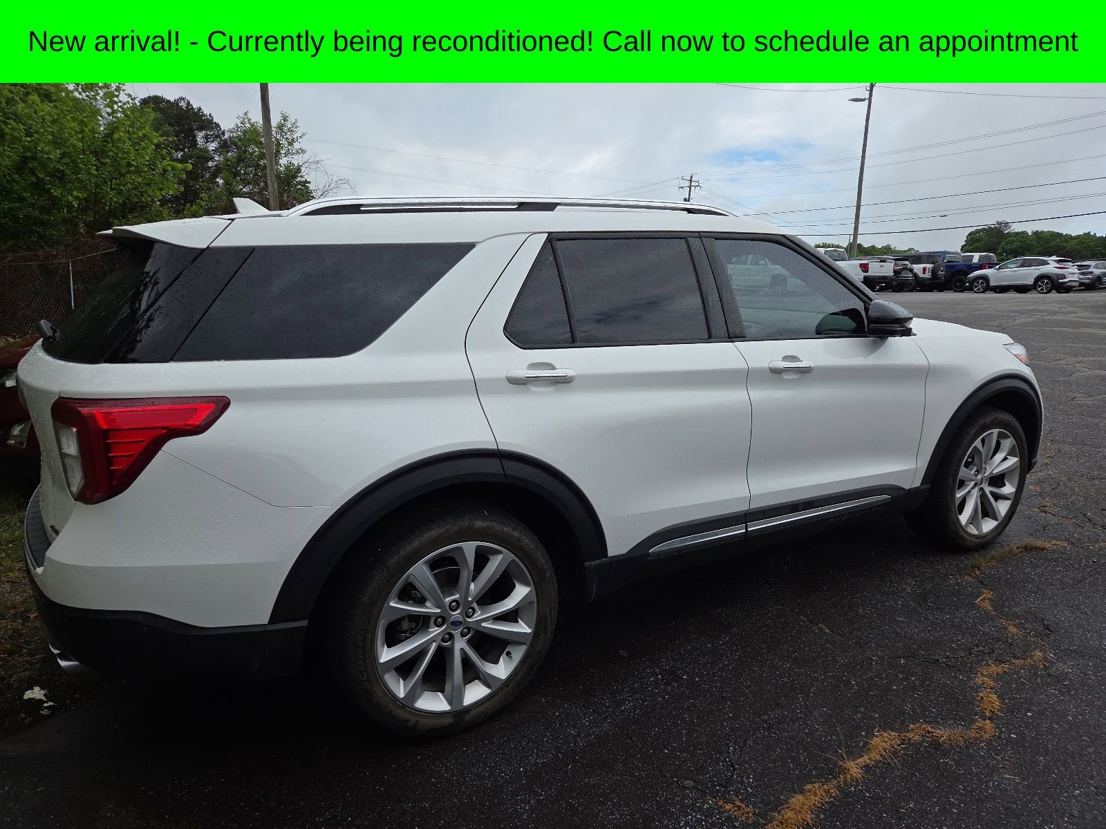 Used 2024 Ford Explorer Platinum w/ Technology Package AWD/4WD image 6