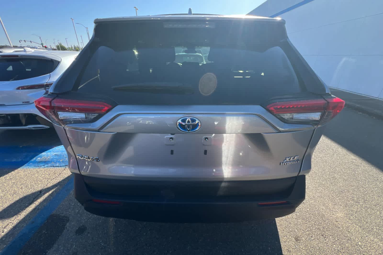 Used 2023 Toyota RAV4 XLE w/ Convenience Package AWD/4WD image 5