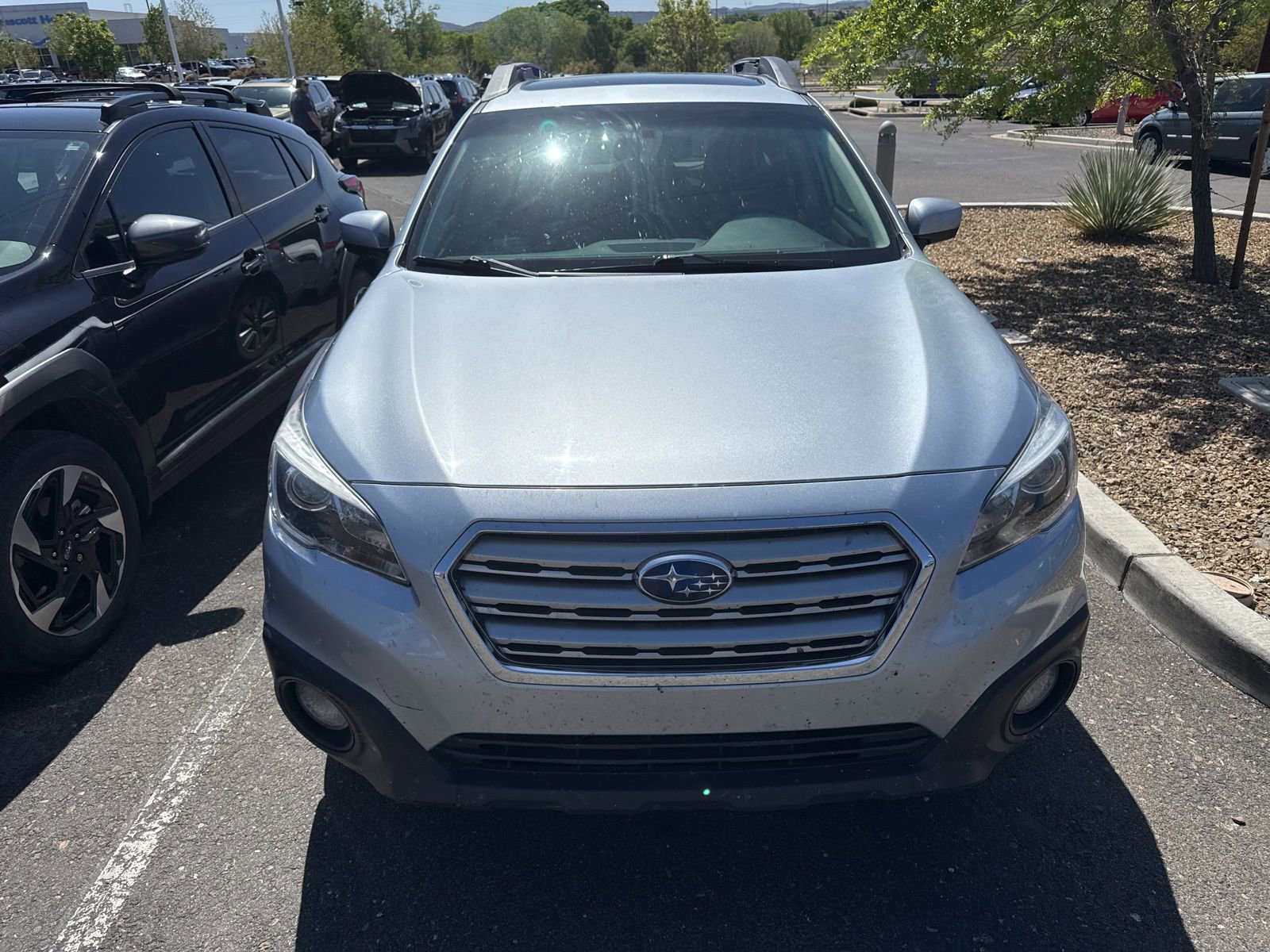 Used 2016 Subaru Outback 2.5i Premium AWD/4WD image 2