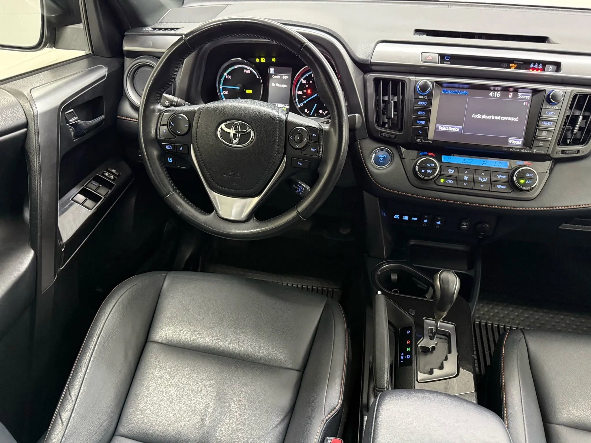 Used 2017 Toyota RAV4 SE w/ Advanced Technology Package image 31