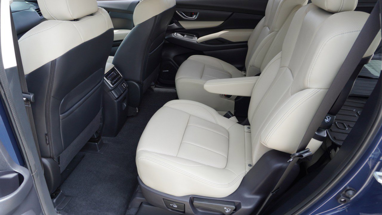 Used 2023 Subaru Ascent Limited w/ Technology Package AWD/4WD image 33