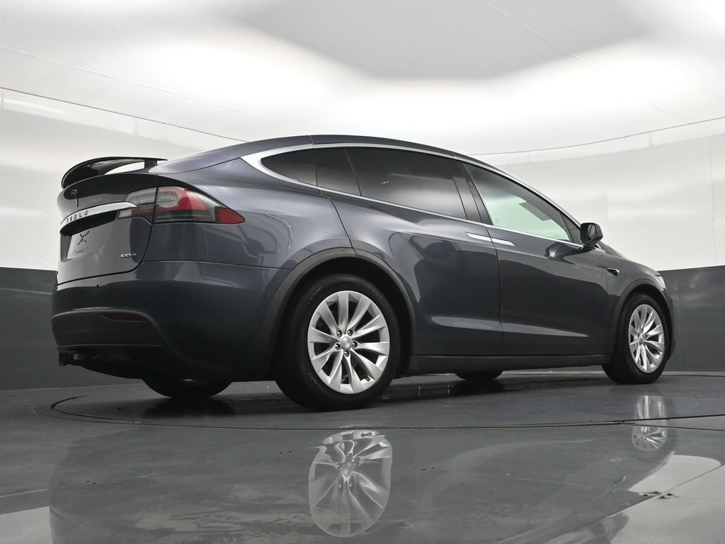 Used 2019 Tesla Model X AWD/4WD image 25