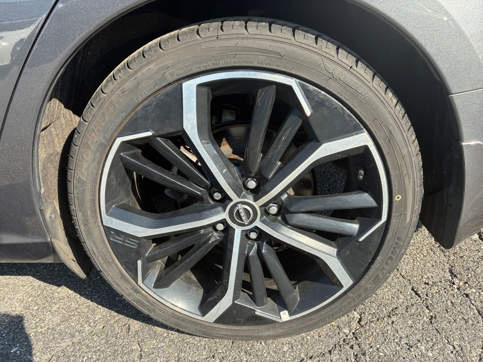 Used 2025 Nissan Altima 2.5 SR FWD image 24