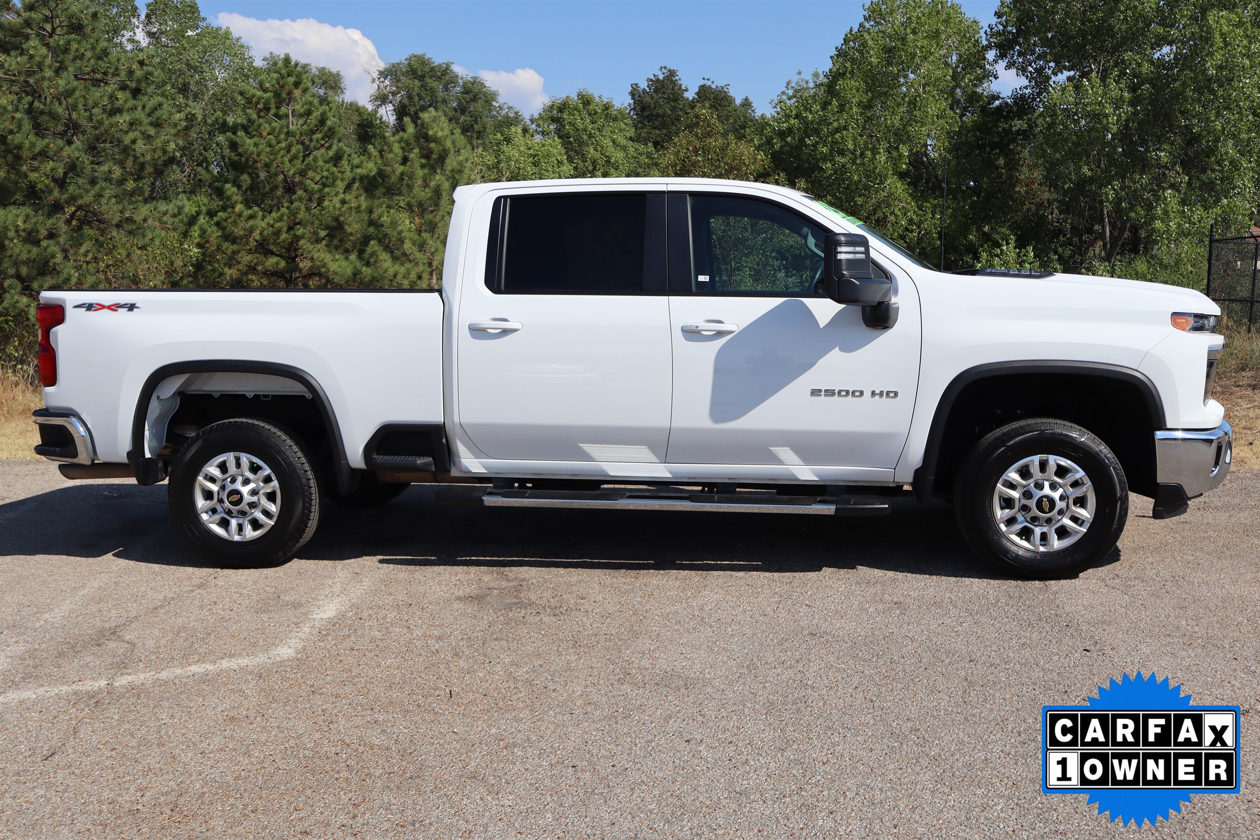 Used 2025 Chevrolet Silverado 2500 LT w/ Convenience Package AWD/4WD image 5