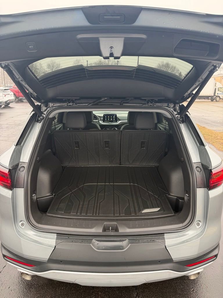 New 2026 Chevrolet Blazer LT image 6