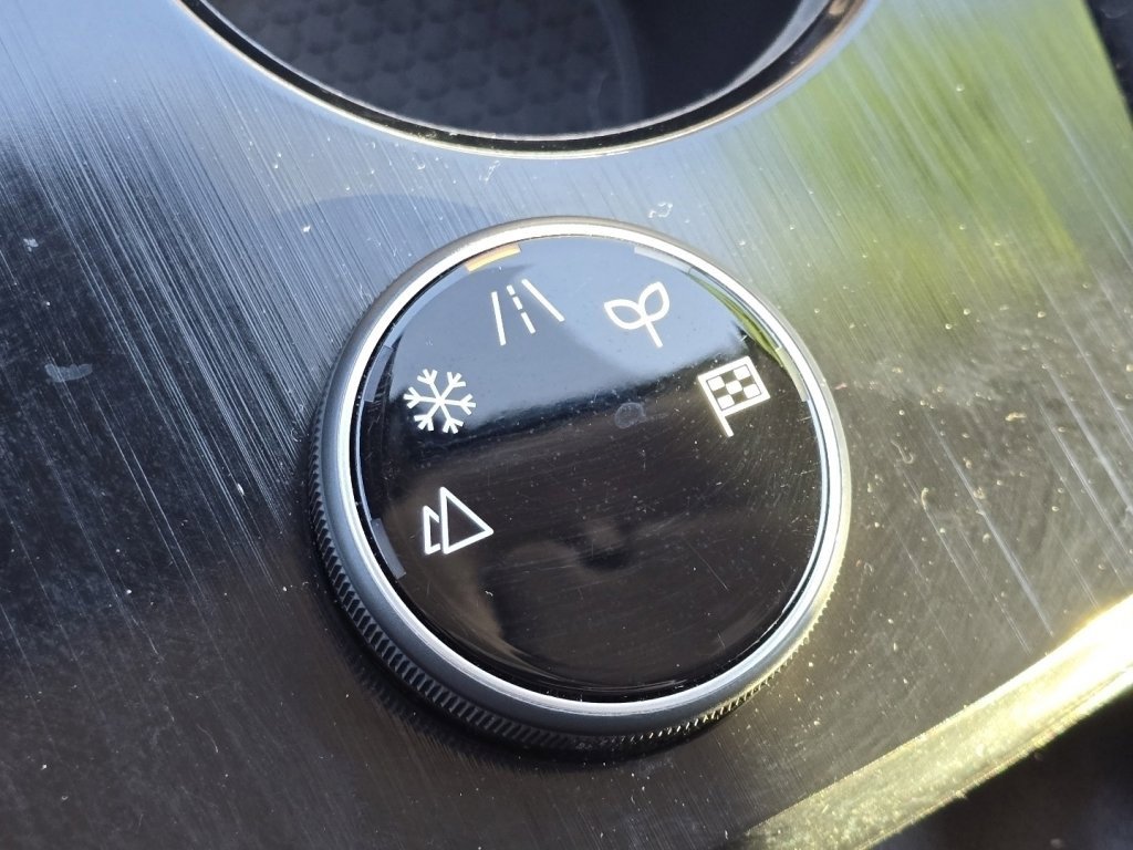 Used 2023 Nissan Rogue SV image 28