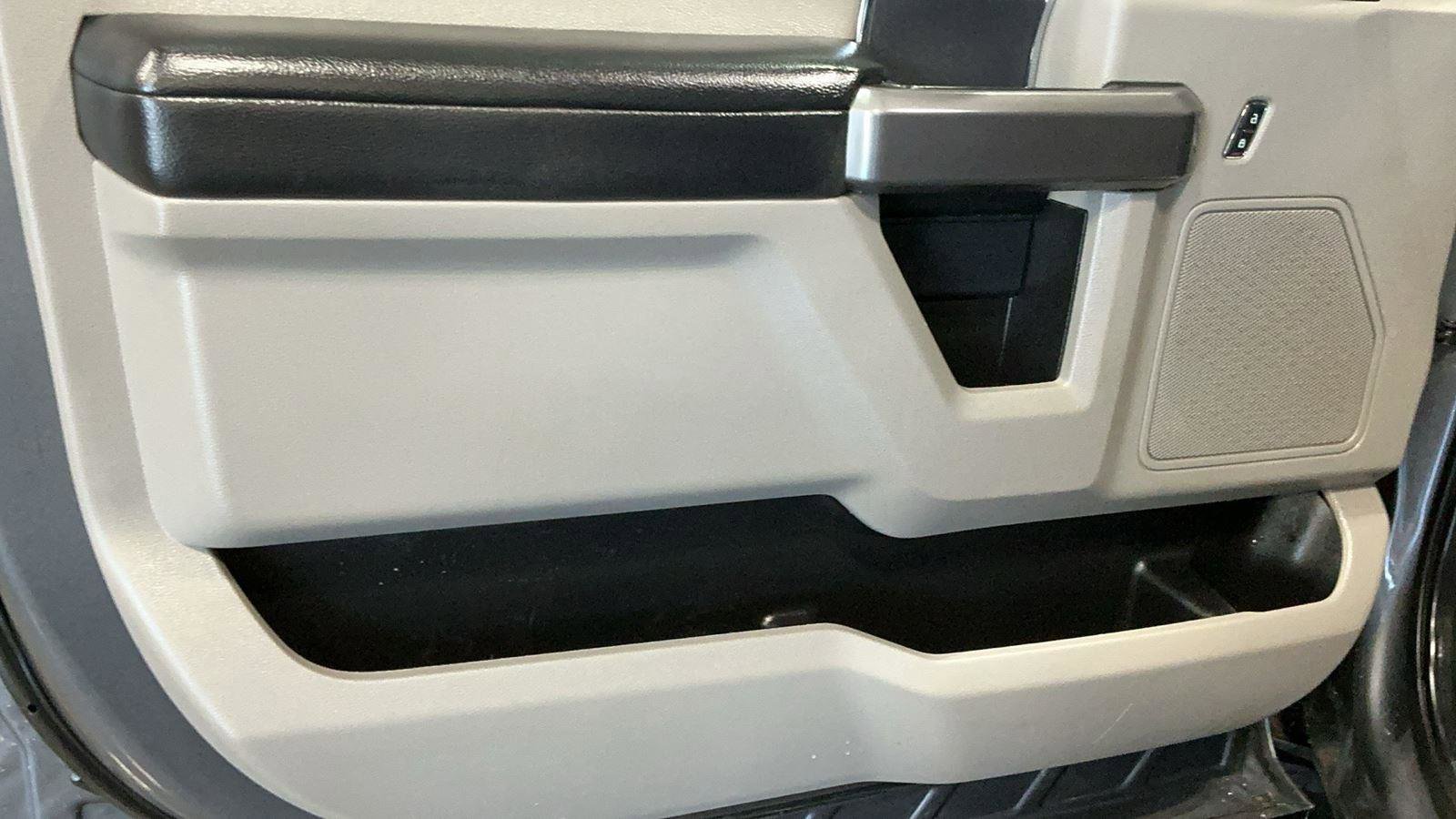 Used 2022 Ford F350 XLT w/ XLT Value Package image 9